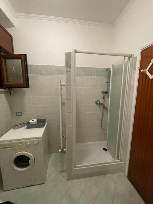 Bilocale A Due Passi Dal Porto E Dal Mare Apartment Lido di Ostia Exterior photo
