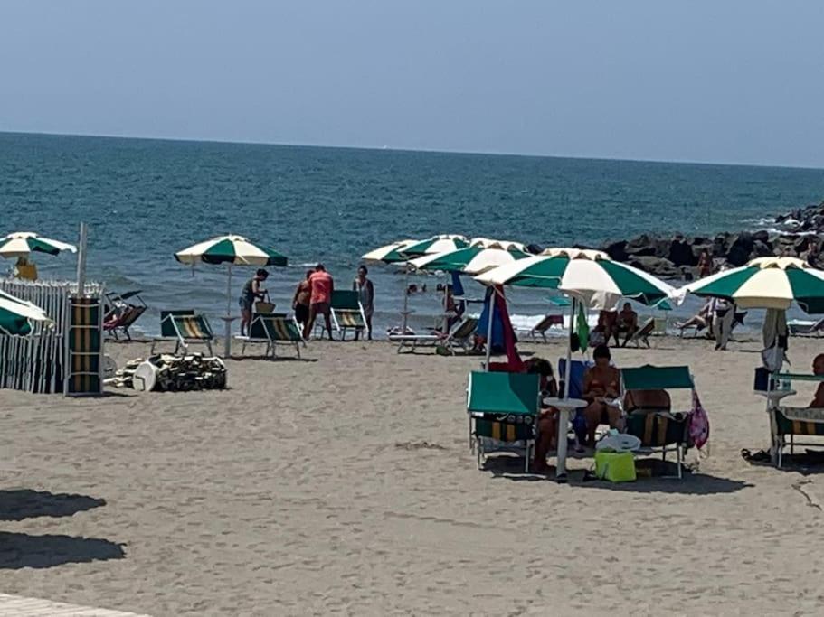 Bilocale A Due Passi Dal Porto E Dal Mare Apartment Lido di Ostia Exterior photo